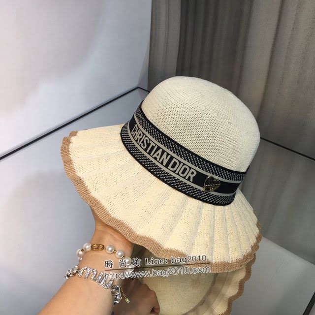 Dior女士帽子 迪奧新款ins波浪帽沿遮陽帽草帽 Dior度假風漁夫帽  mm1231